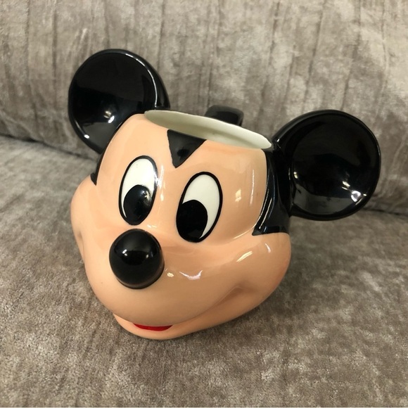Vintage 90’s 3D Ceramic Disney Mickey Mouse coffee tea mug cup ceramic - Picture 4 of 9
